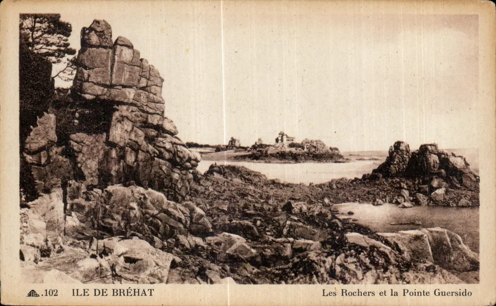 Insel Bréhat — Les Rochers und Pointe Guersido — Cité des Arts Photomécaniques, Paris, Nr. 102 - Vorderseite