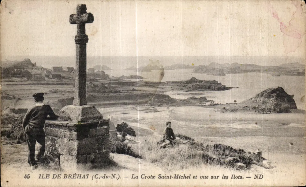 Insel Bréhat (C.-du-N.) — La Croix Saint-Michel und Blick auf die Inseln — ND - Vorderseite