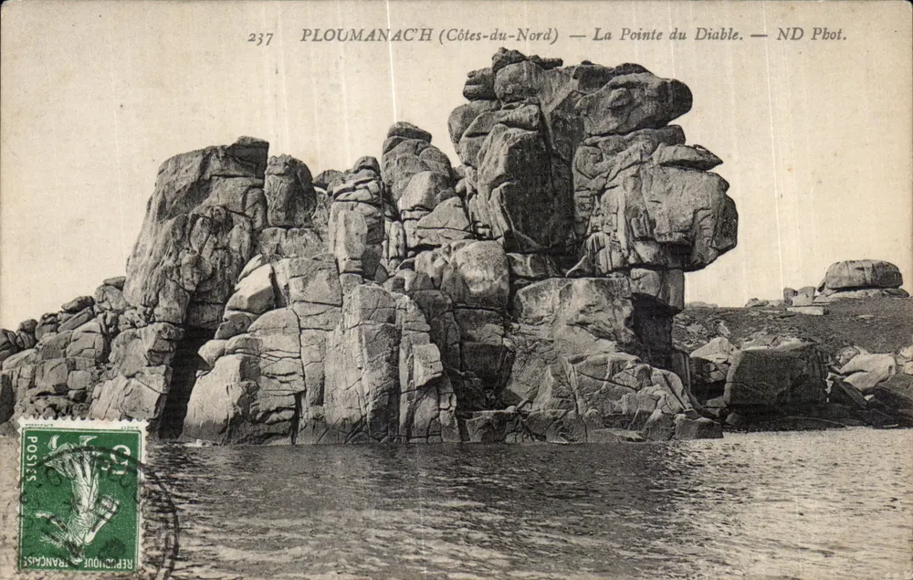 PLOUMANACH (Côtes-du-Nord) — A Ponta do Diabo — ND Phot. - Frente