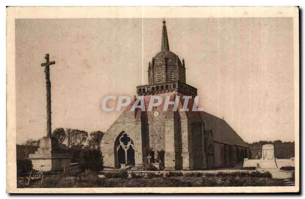 Kirche von Penno — Friedhofskreuz und Denkmal — Yvart - Vorderseite