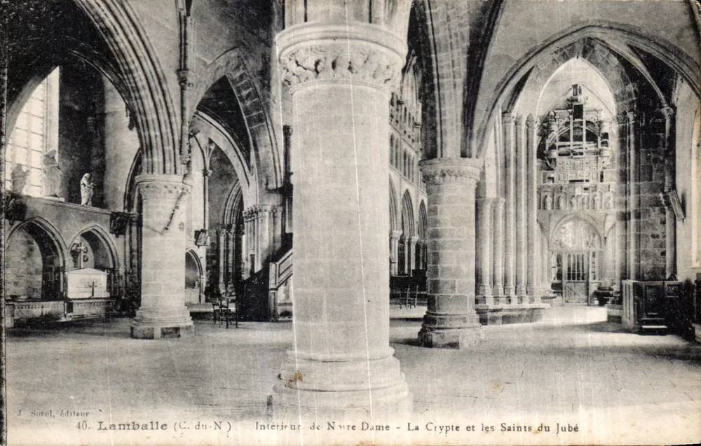 Lamballe (C. du-N.) — Innenansicht der Notre-Dame — Die Krypta und die Heiligen des Jubés — J. Sotel, Verleger, Nr. 40 - Vorderseite