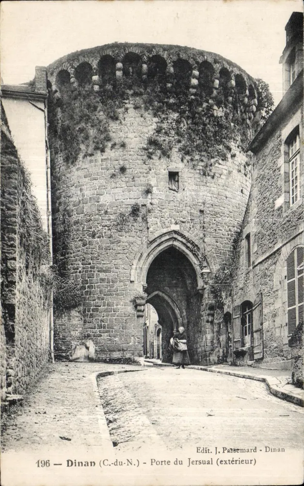 Dinan (C.-du-N.) - Porte du Jersual (Außenansicht) — Verlag J. Passemard - n° 196 - Vorderseite