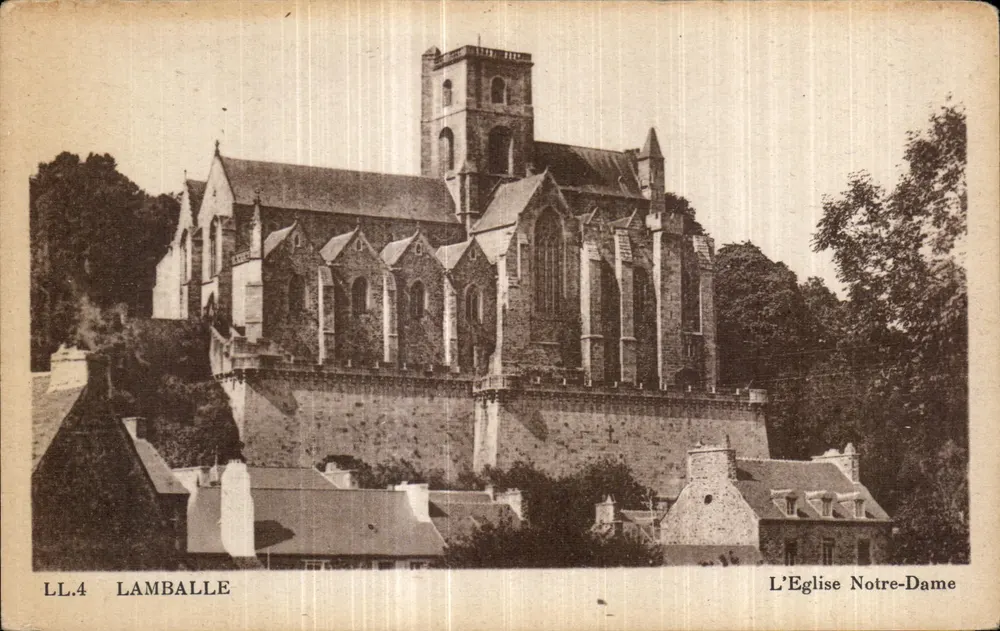 Lamballe — L'Église Notre-Dame — Cie des Arts Photomécaniques, Parigi - Recto