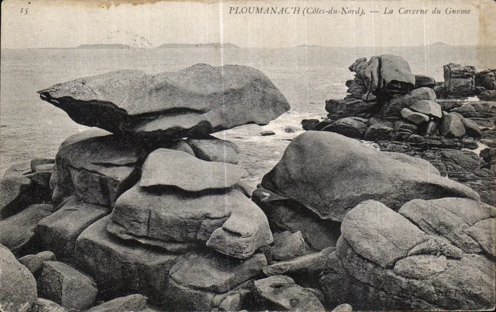 PLOUMANAC'H (Côtes-du-Nord) — A Caverna do Gnome — Editor não identificado, n° 15 - Frente