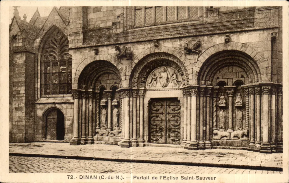 Dinan (C.-du-N.) — Portal der Kirche Saint-Sauveur - Vorderseite