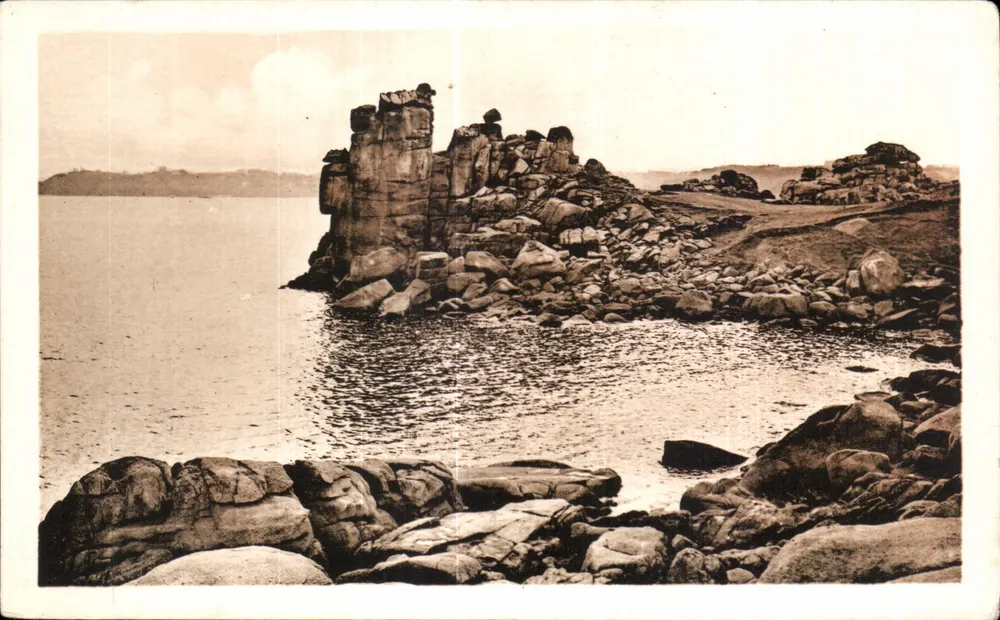 Le Squevel (llamado Rocher du Diable) — Alrededores de Trégastel - Ploumanach (C.du-N) — Edición Beau-Séjour Trégastel - Anverso