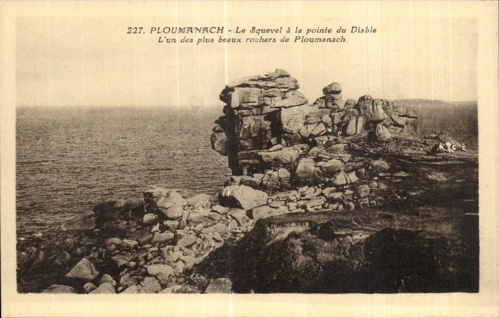 Ploumanach - Le Squevel na ponta do Diabo — Um dos mais belos rochedos de Ploumanach — Edição da Pâtisserie St Guivrec, n°227 - Frente