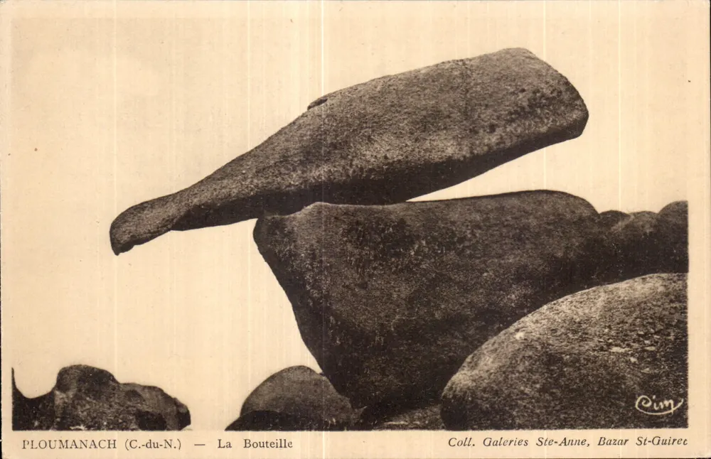 PLOUMANACH (C.-du-N.) — A Garrafa — Coleção Galeries Ste-Anne, Bazar St-Guirec - Frente