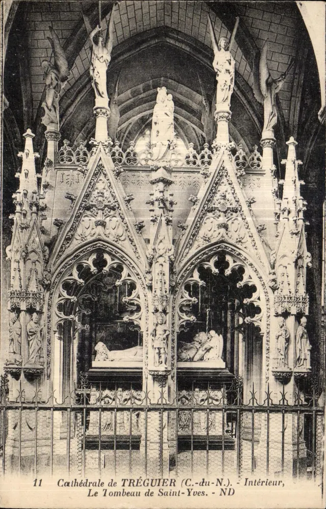 Kathedrale von Tréguier (C.-du-N.) — Innenraum, Das Grab des hl. Yves — ND - Vorderseite
