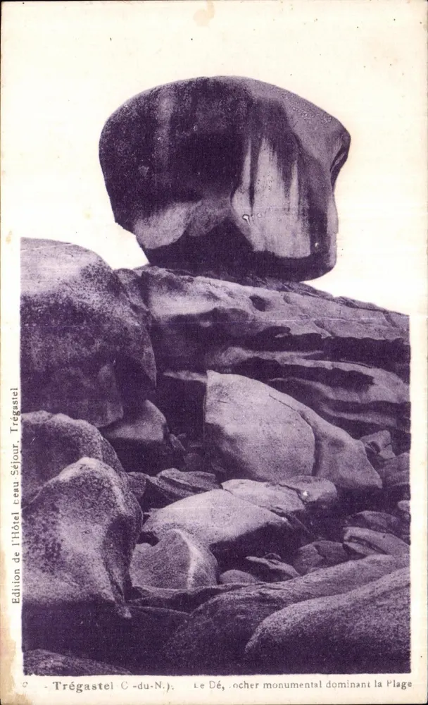 Der Dé, der monumentale Felsen, der die Strände überragt — Trégastel, Trégastel C-du-N.J. — Ausgabe des Hôtel Beau-Séjour - Vorderseite