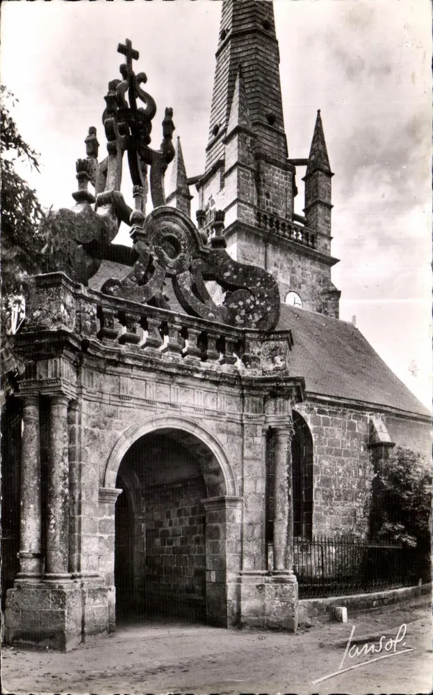 Carnac (Morbihan) — Der Portal der Kirche — Jansol - Vorderseite
