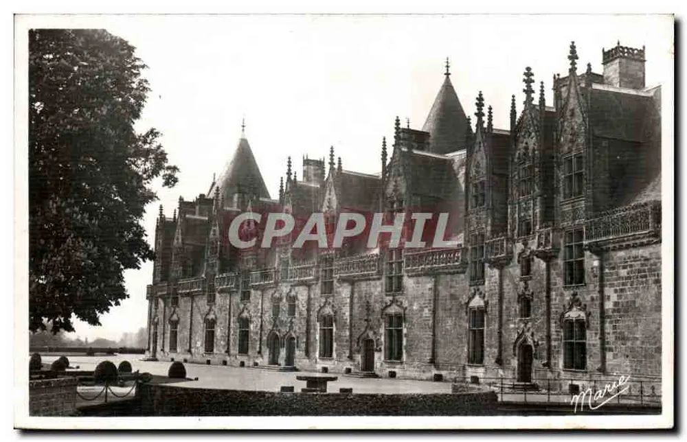 Castelo de Josselin — Fachada, pátio de honra — Les Éditions MARIE, Pontivy - Frente