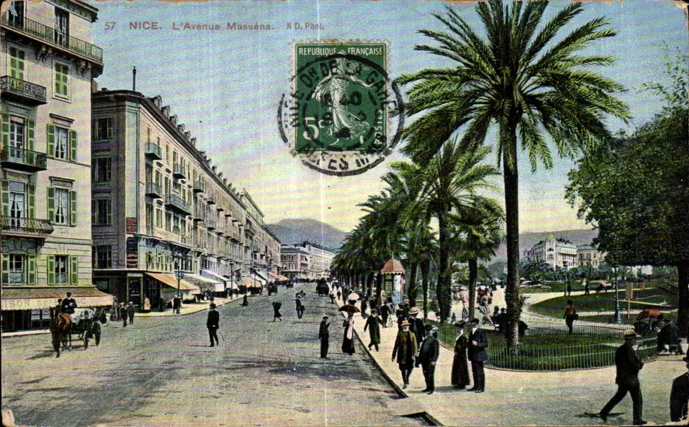 NICE. A Avenida Masséna — vista panorâmica — N.D. Fot. - Frente