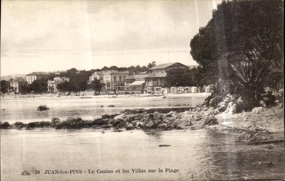 Juan-les-Pins — Ansicht des Casinos und der Villen am Strand — n° 58 - Vorderseite