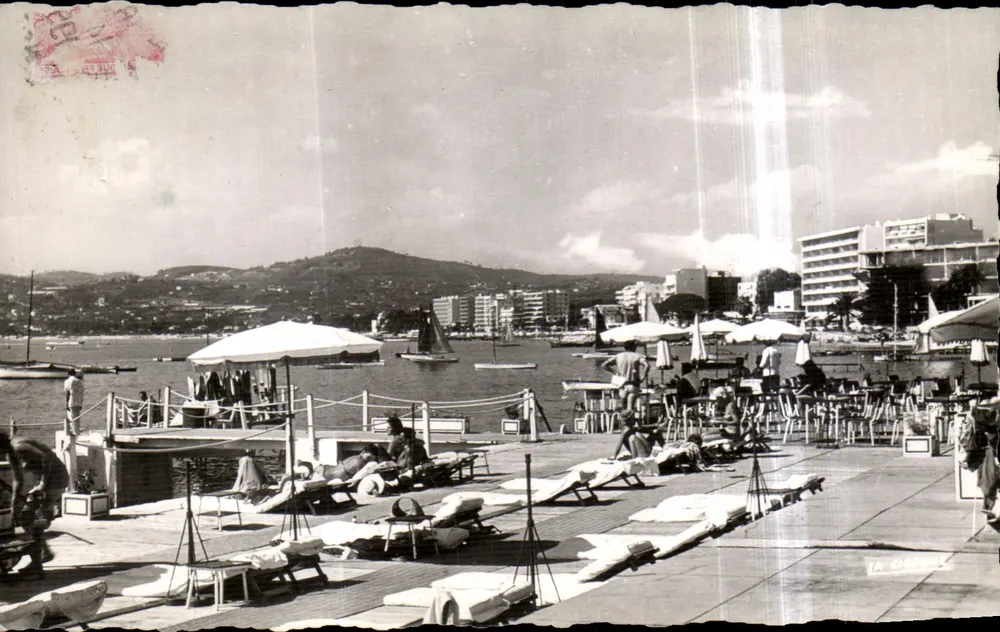 Juan-les-Pins — A Praia — Éd. La Cigogne - Frente