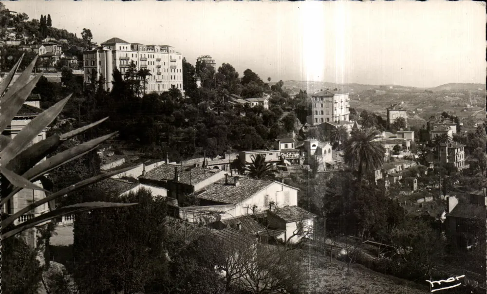 Grasse — Ansicht der Hotels — Verlag 'MAR' — Nr. 5741 - Vorderseite