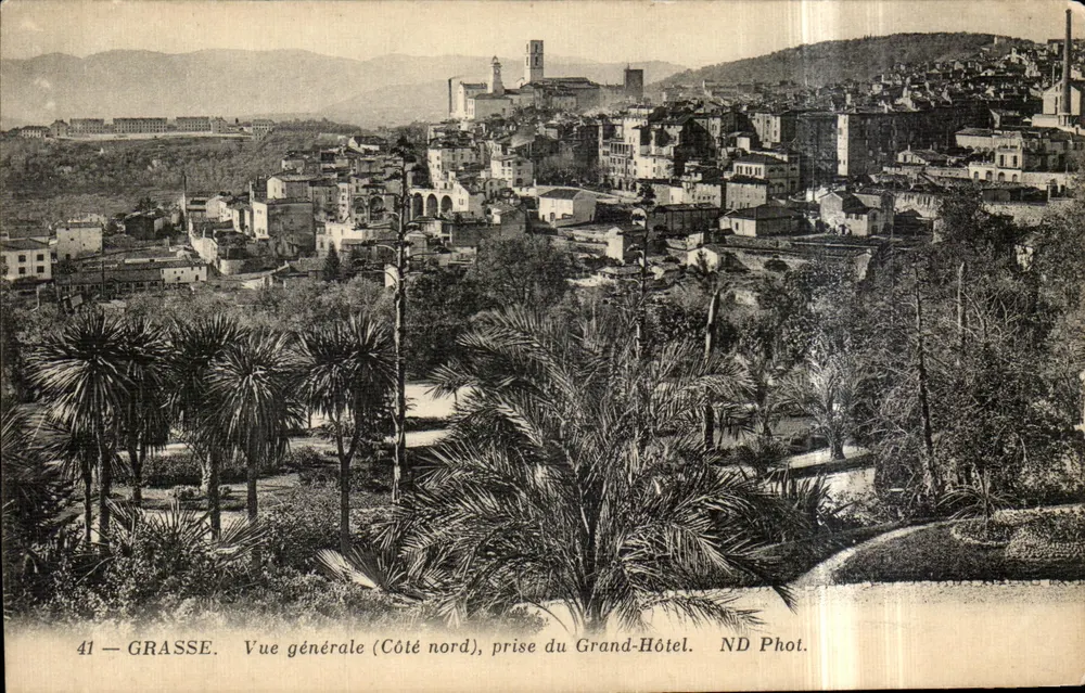 Grasse — Allgemeiner Blick (Nordseite), Aufnahme vom Grand-Hôtel — ND Phot. n°41 - Vorderseite