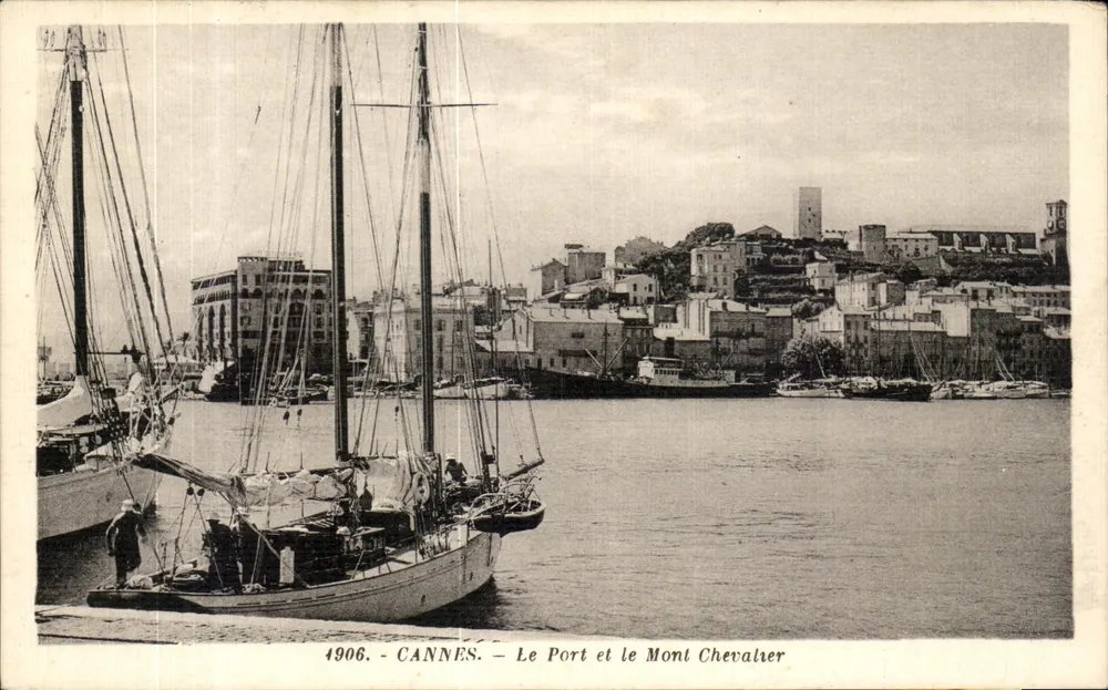 CANNES — Der Hafen und der Mont Chevalier — Édition La Cigogne, Nice - Vorderseite