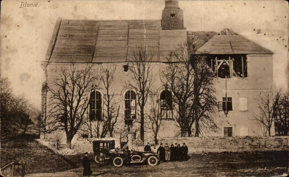 Błonie — église en ruine avec voiture ancienne — éditeur A.J.O. n°9 - Vorderseite