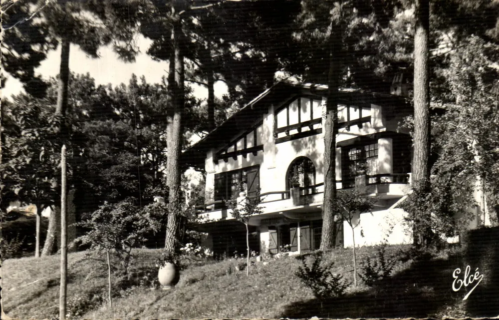 Villa unter den Kiefern — Arcachon — Verlag Elcée - Vorderseite