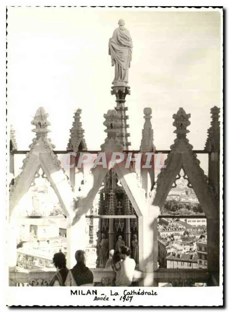 Milano - La Cattedrale — vista dal tetto, anno 1957 - Recto