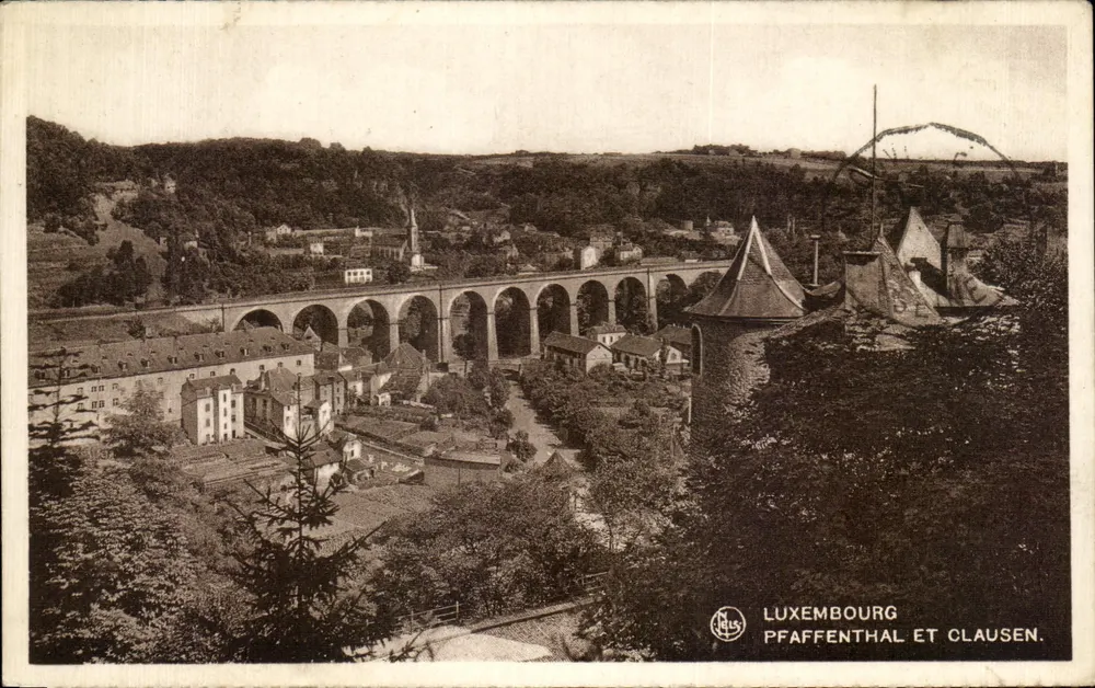 Pfaffenthal e Clausen — Vista del viadotto e del castello — N. Jaus - Recto