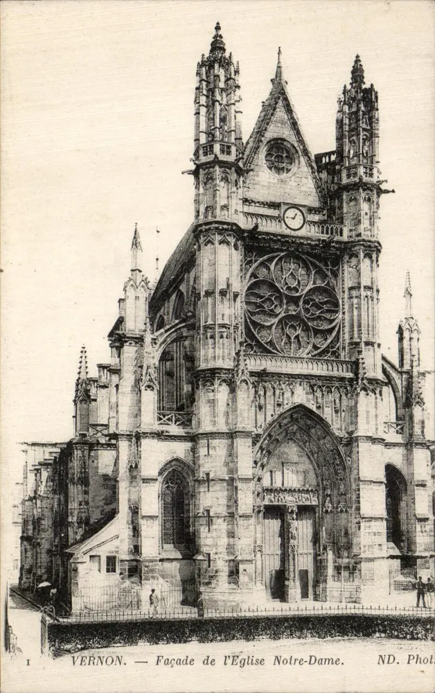 Vernon — Facciata della Chiesa di Notre-Dame — ND. Foto - Recto