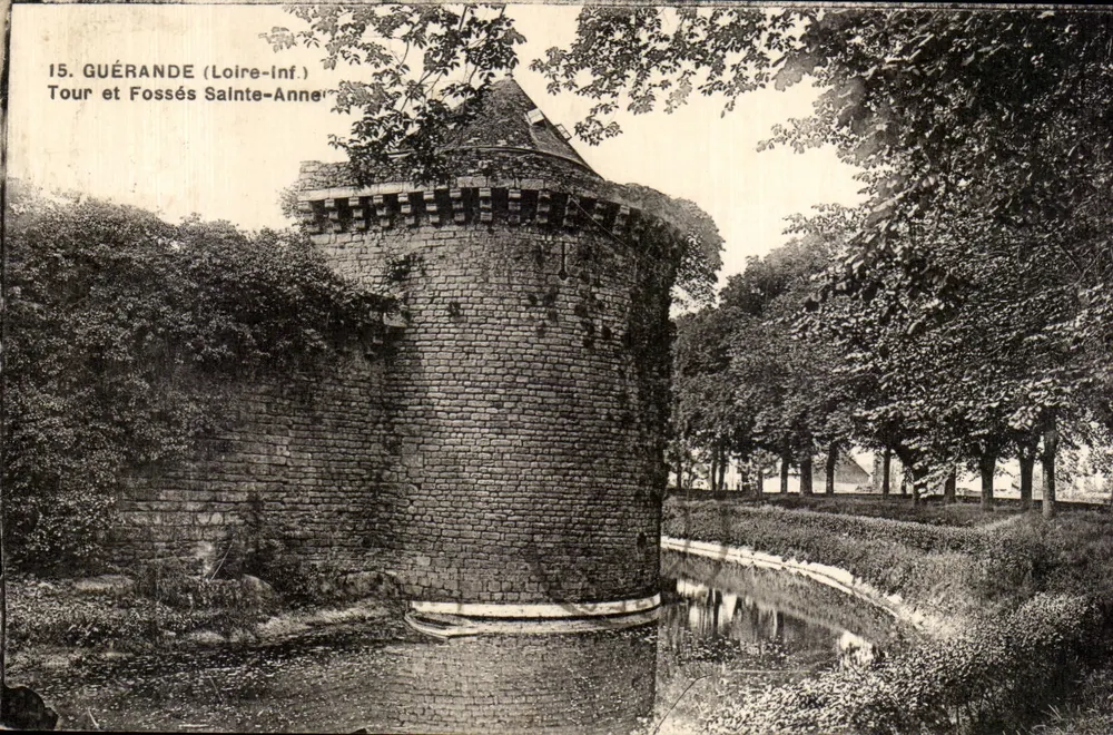 Guérande (Loire-Inf.) — Turm und Mauern von Sainte-Anne — F. Chapeau, Verlag Nantes - Vorderseite