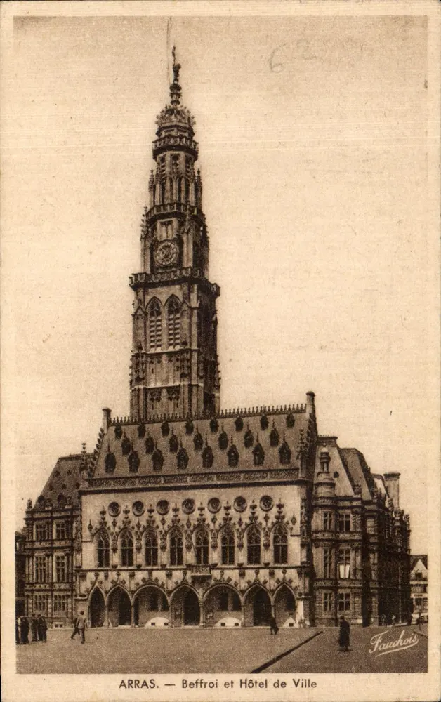 Arras — Sino e Palácio de Ville — Fauchais - Frente