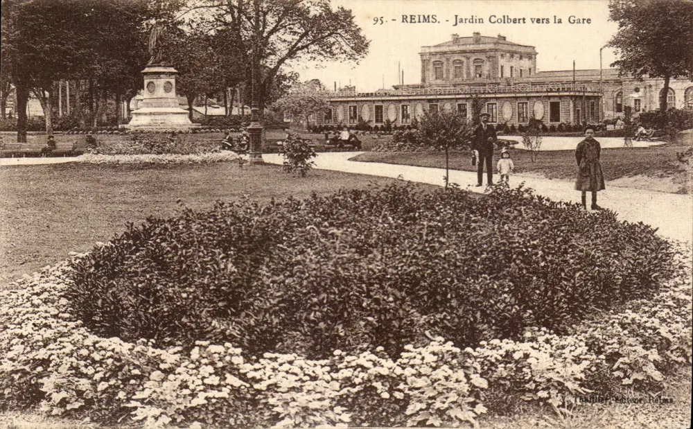 Reims - Jardim Colbert em direção à Estação — Théophile Tatonne, Reims, n°95 - Frente