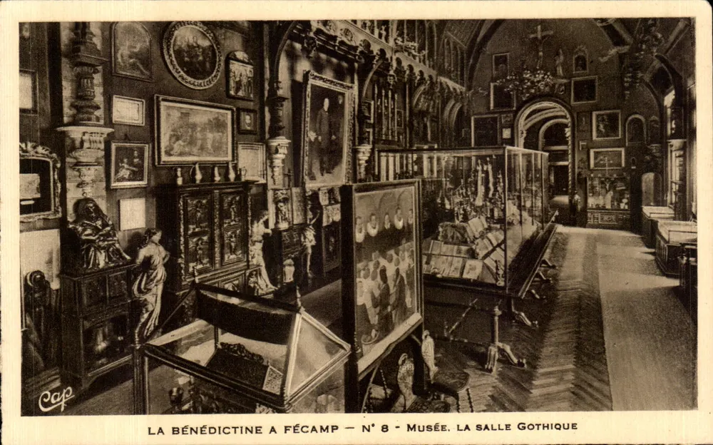 La Bénédictine in Fécamp — N° 8 — Museum, die gotische Halle - Vorderseite