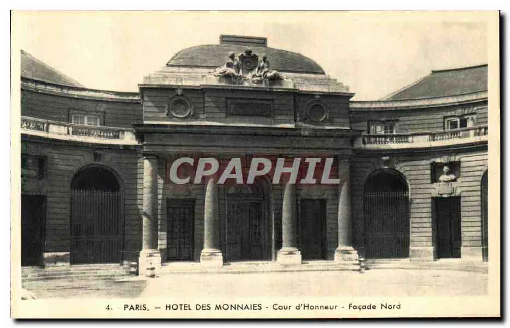 Paris — Münzhof — Cour d'Honneur — Nordfassade - Vorderseite