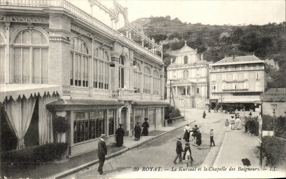 Royat — Der Kursaal und die Kapelle der Badegäste — LL. - Vorderseite
