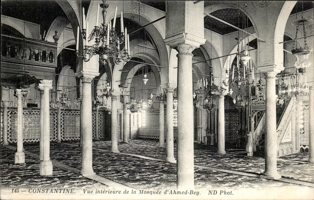Constantina — Vista interna da Mesquita de Ahmed-Bey — ND Fot. n°145 - Frente