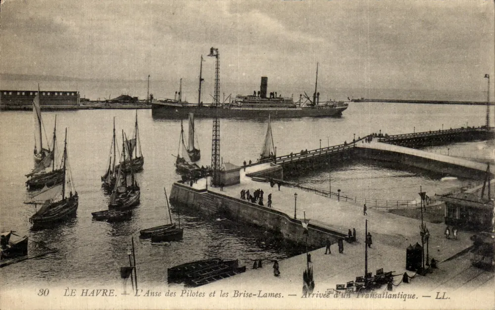 Le Havre — Die Anse des Pilotes und die Brise-Lames — Ankunft eines Transatlantikers — LL. - Vorderseite