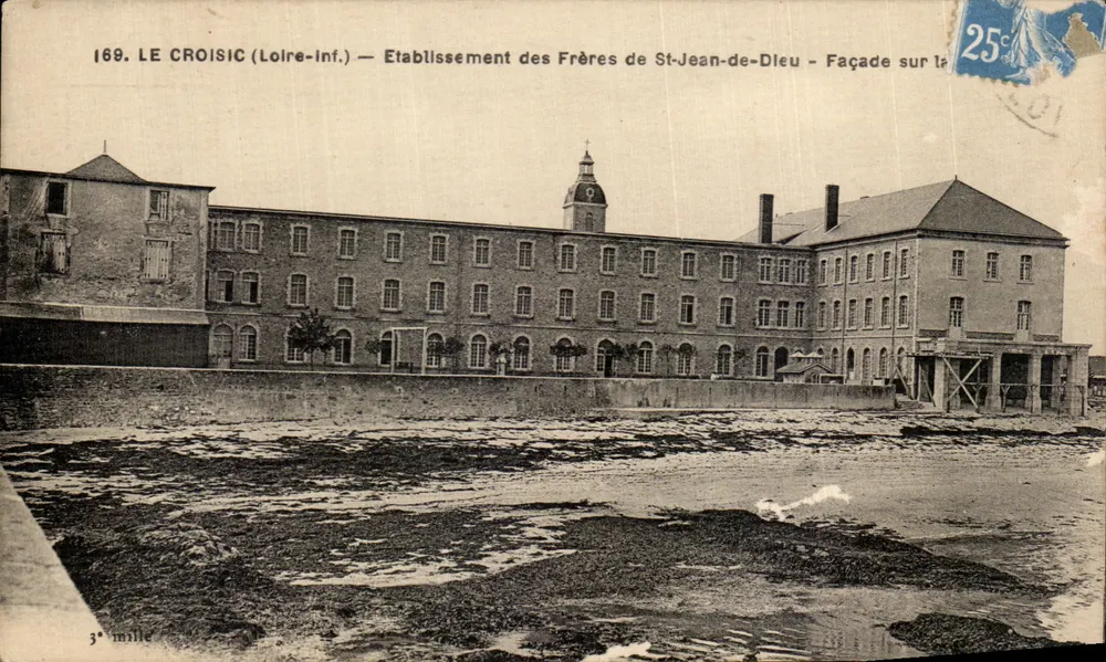 Le Croisic (Loire-Inf.) — Einrichtung der Brüder von St-Jean-de-Dieu — Seefassade - Vorderseite