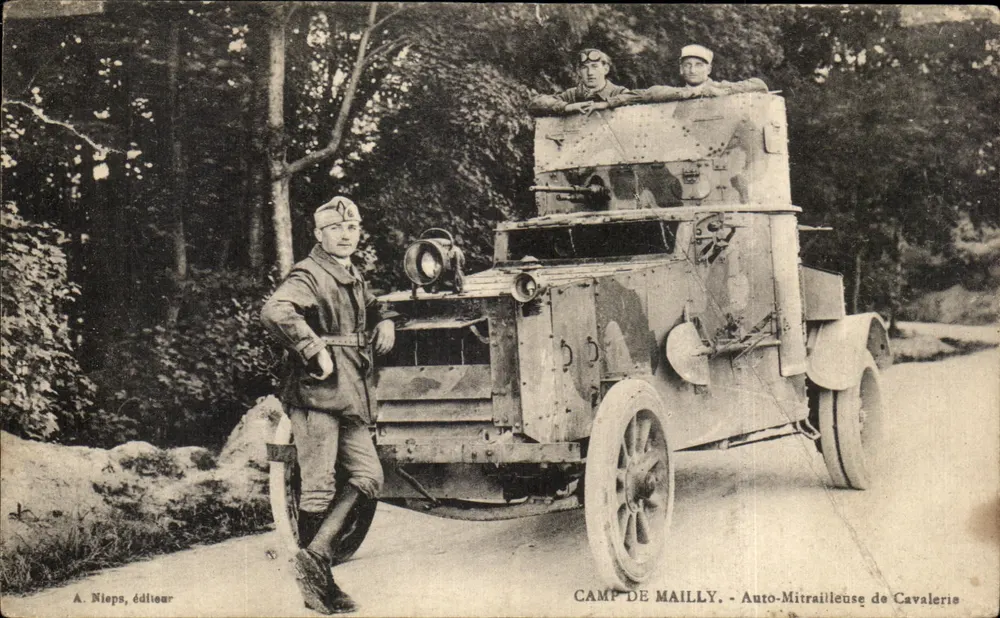 Camp de Mailly — Auto-Mitrailleuse de Cavalerie — A. Nieps, Éditeur - Vorderseite