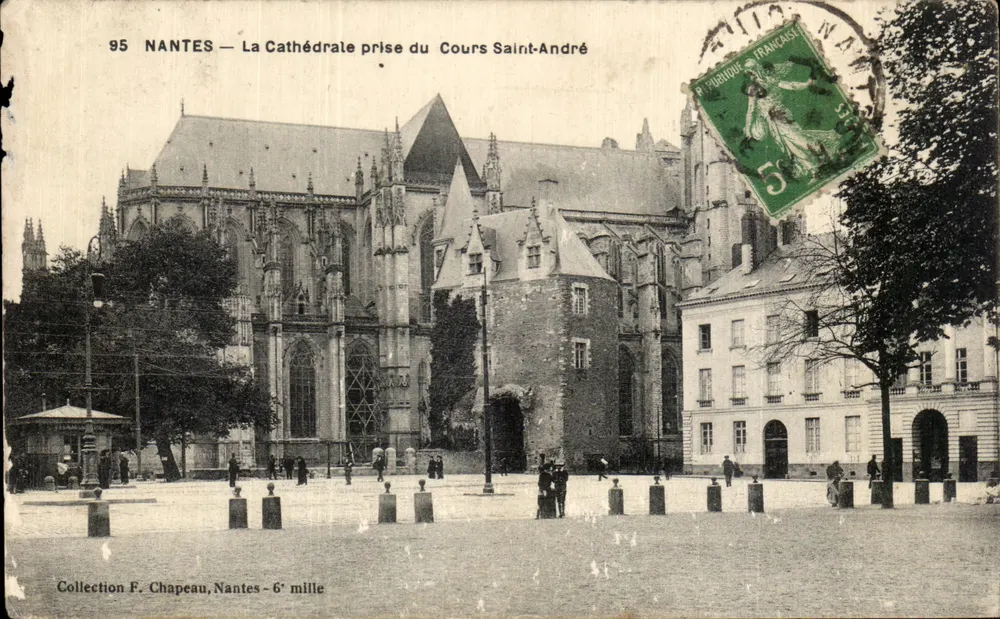 NANTES — La Cathédrale prise du Cours Saint-André — Collection F. Chapeau, Nantes - 6e mille - Vorderseite