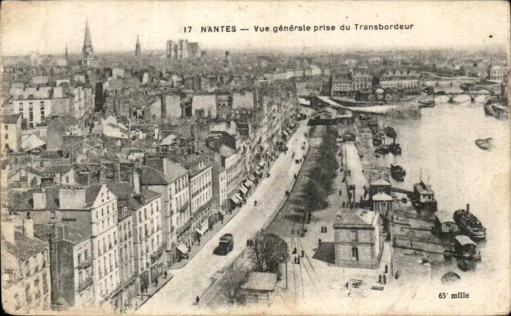 NANTES — Allgemeiner Blick vom Transbordeur — 65.000 - Vorderseite