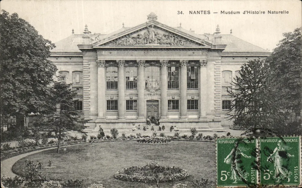 NANTES — Museo de Historia Natural — Edición R. Cusinat, Nantes - Anverso