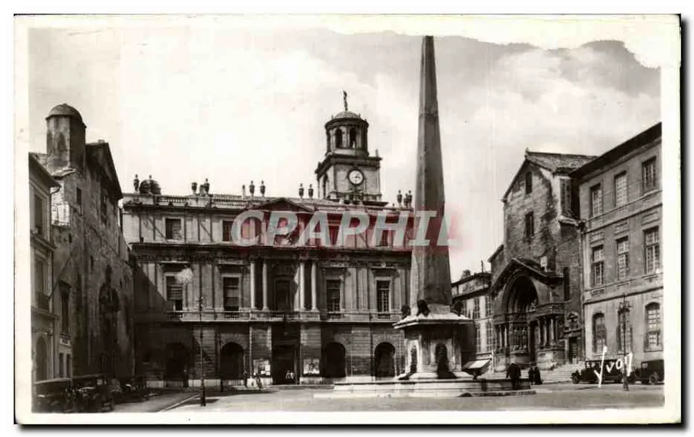 Place de la République — Obélisque et Hôtel de Ville — Les Éditions d'Art 'WON' Paris - Frente