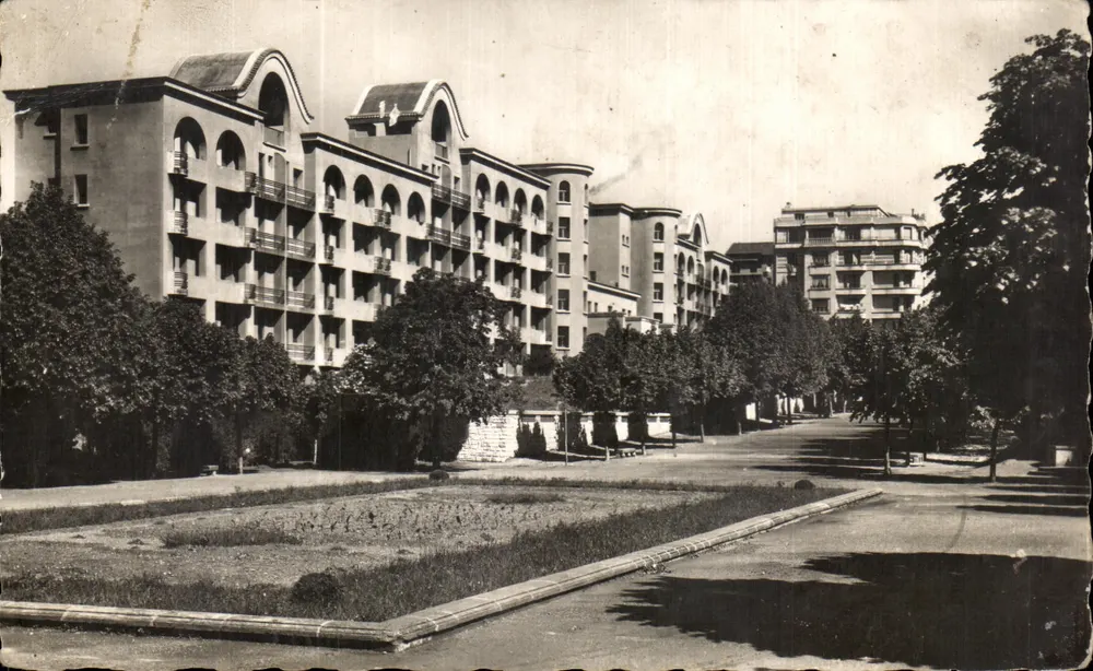 La Cité du Roy René — Cité Universitaire à Aix-en-Provence — éditée par la Société Édition de la Libération - Vorderseite