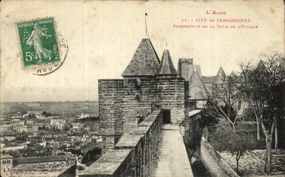 Cité de Carcassonne — Blick auf die Turm des Bischofs — Phototypie Caroline Perre, Aude - Vorderseite