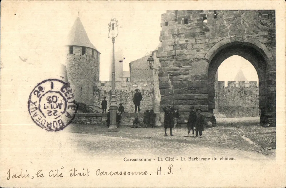Carcassonne - La Cité - La Barbacane du château — H. P. éditeur, n° de série non visible - Vorderseite