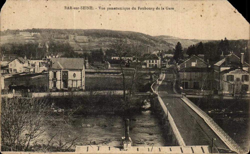 BAR-sur-SEINE — Panoramablick auf den Faubourg de la Gare — Verlag BAR-sur-SEINE, n° 10 - Vorderseite