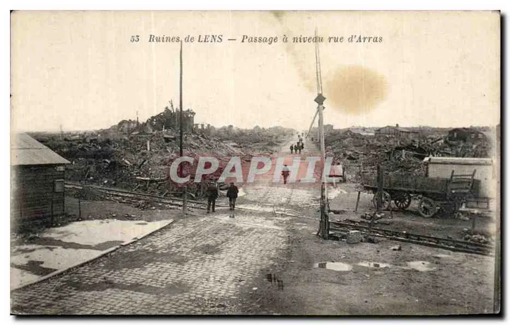 Ruinen von LENS — Schienenkreuzung auf der rue d'Arras — Phototype J-M Combier, Macon - Vorderseite