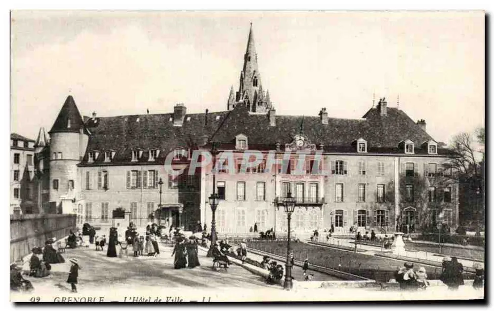 Grenoble — O Hotel de Ville — n° 42 - Frente