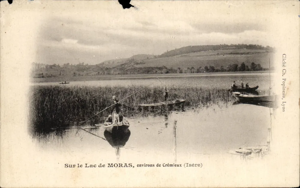 Sur le Lac de MORAS, environs de Crémieux (Isère) — Cliché Ch. Popinéau, Lyon - Recto
