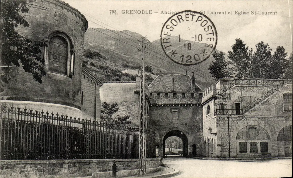 Grenoble — Alte St.-Laurent-Tür und St.-Laurent-Kirche — Verlag Tresoret, Nr. 798 - Vorderseite