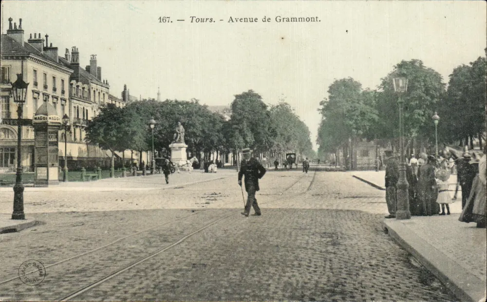 Tours — Avenida de Grammont — Maggi Maggi - Frente